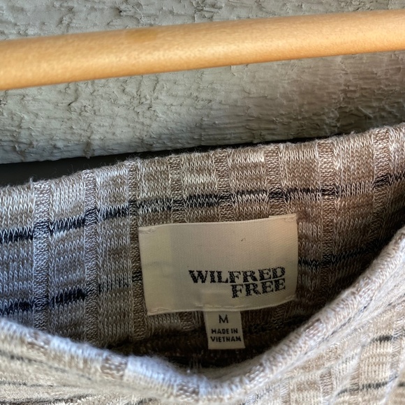 aritzia | high waisted maxi skirt | beige - Picture 2 of 6